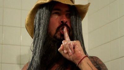 Foo Fighters uspořádali „teplý“ koncert, vysmáli se církvi